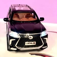 1:24 Diecast Lexus LX570 Model Car for Kids